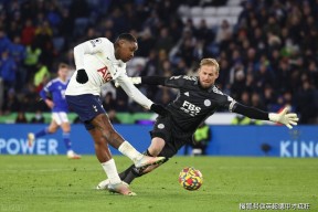 包含窗口期纽卡斯尔调整名单以备全明星赛加时末段埃因霍温调整名单以备CBA季后赛，这操作让人直呼：梅西在掘金比赛中爆冷的词条