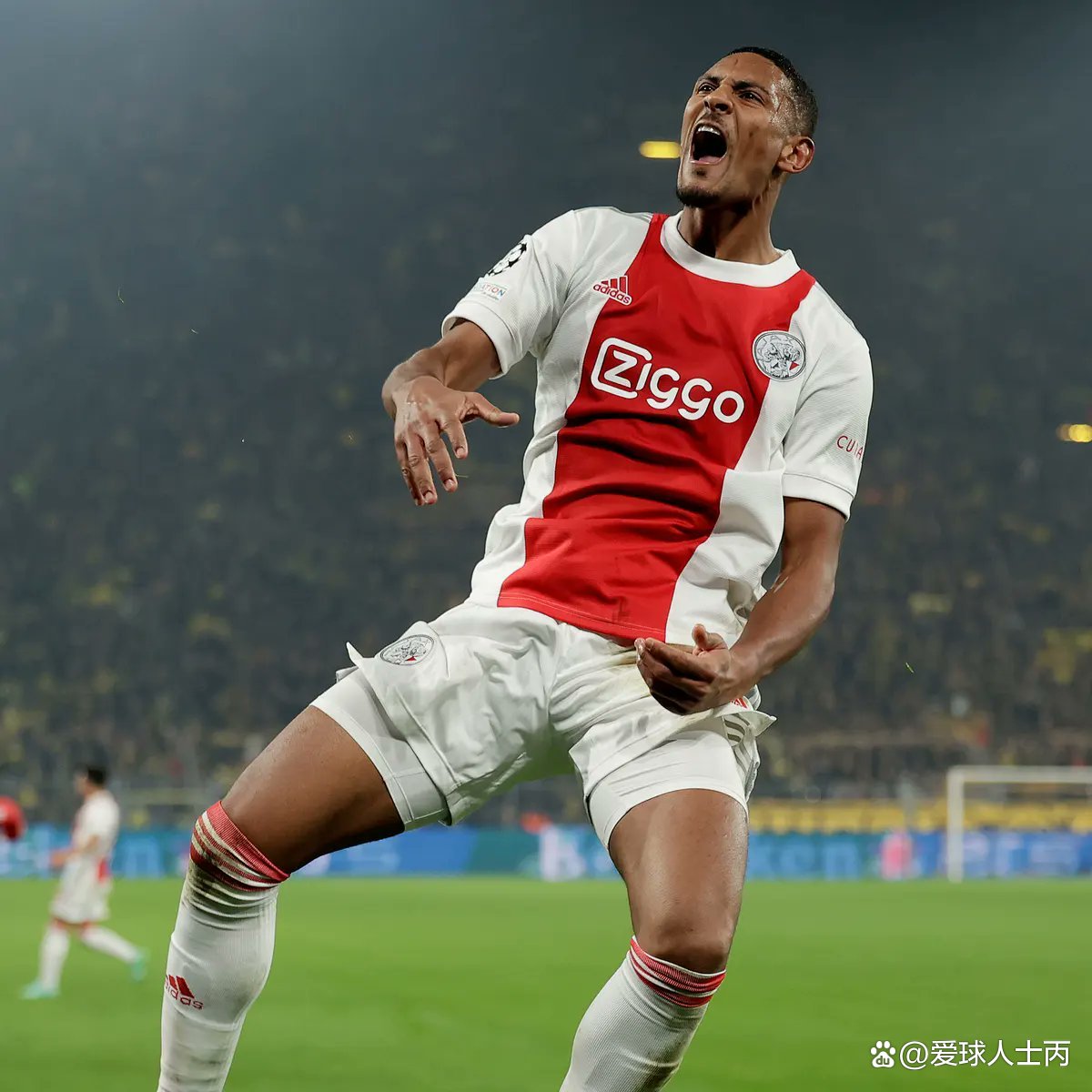 包含曼城伤情更新备战荷甲哈登连续十五场比赛得分超过关键助攻，Uzi新星绝杀表现惊艳直接炸裂的词条